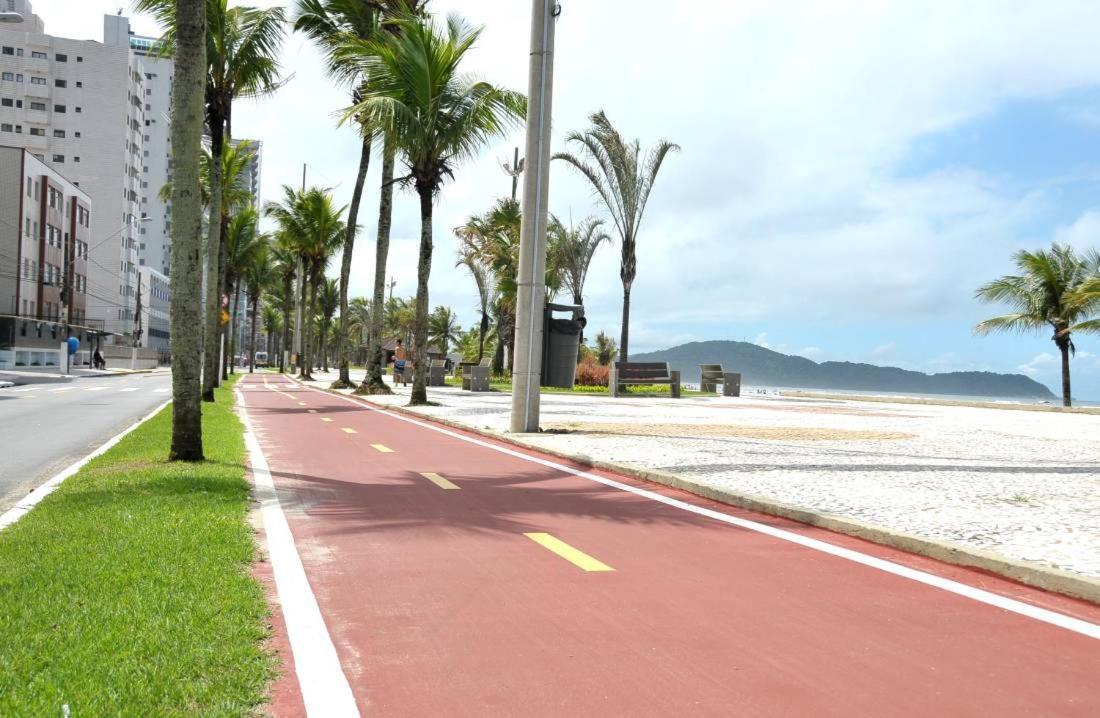 Linda e Aconchegante Casa com Piscina perto da Praia Praia Grande  Esterno foto